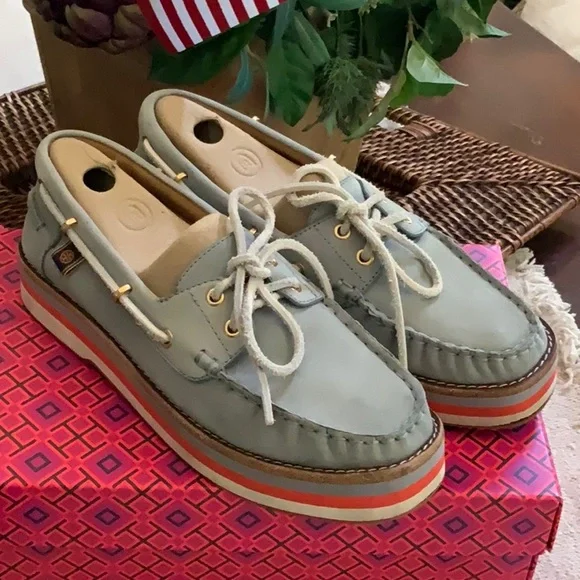 TORY BURCH ‘Joey Flat Form ‘ Boat shoes Size 8 - Picture 1 of 8